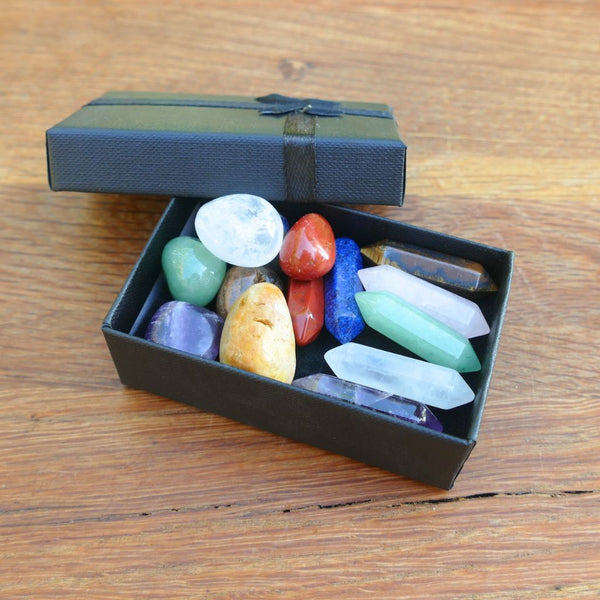 Seven Chakra Crystal Gift Set – Natural Tumble Stones & Crystal Points