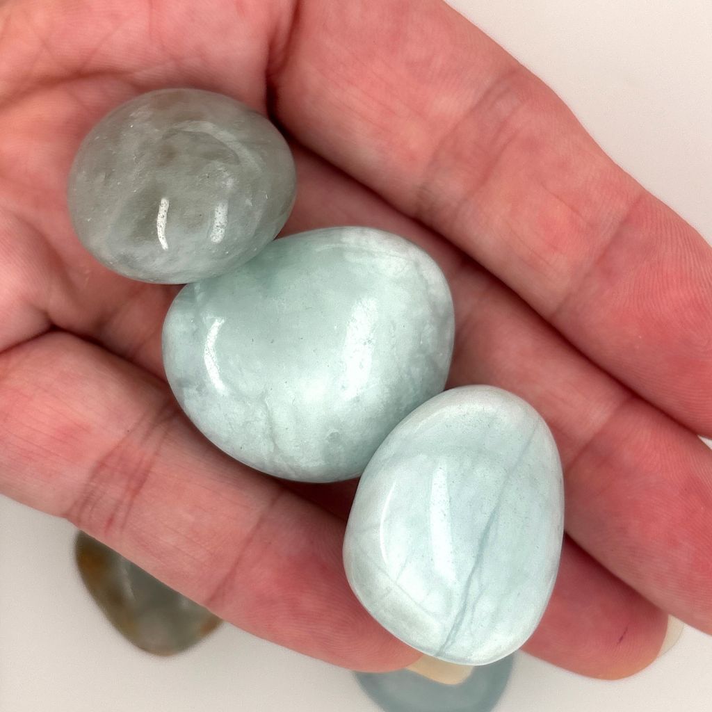 aquamarine tumble stones