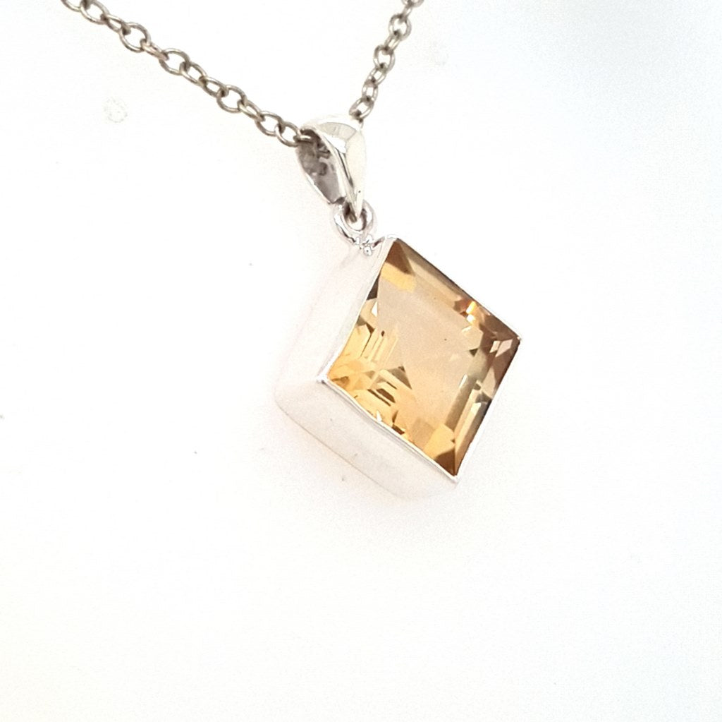 citrine faceted pendant