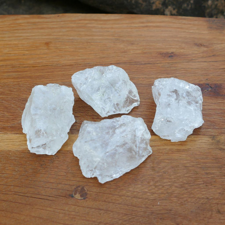 Clear Quartz Natural Pieces to Amplify the Energy