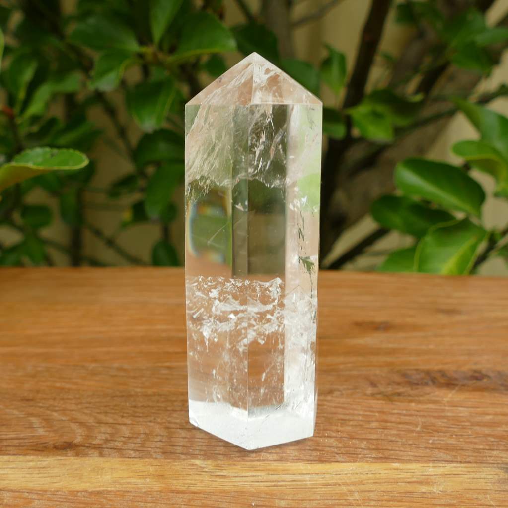 clear quartz polished point