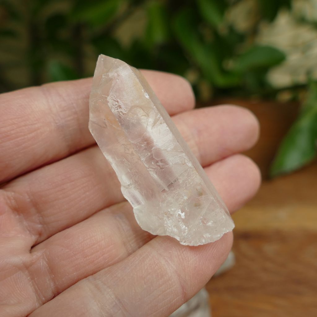 clear quartz rough polished points