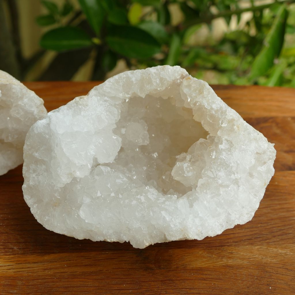 clear quartz friendship geode