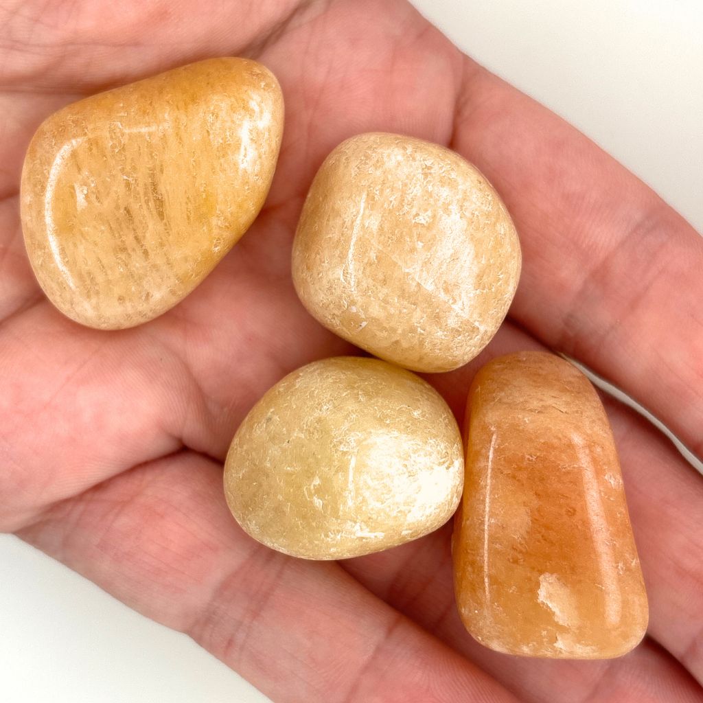 golden quartz tumble stones