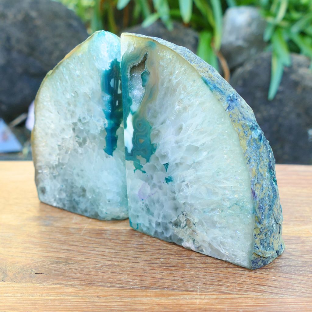 Green Agate Bookends: Add a Touch of Elegance