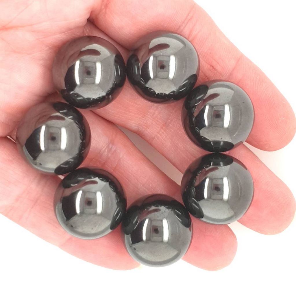 magnetic hematite spheres
