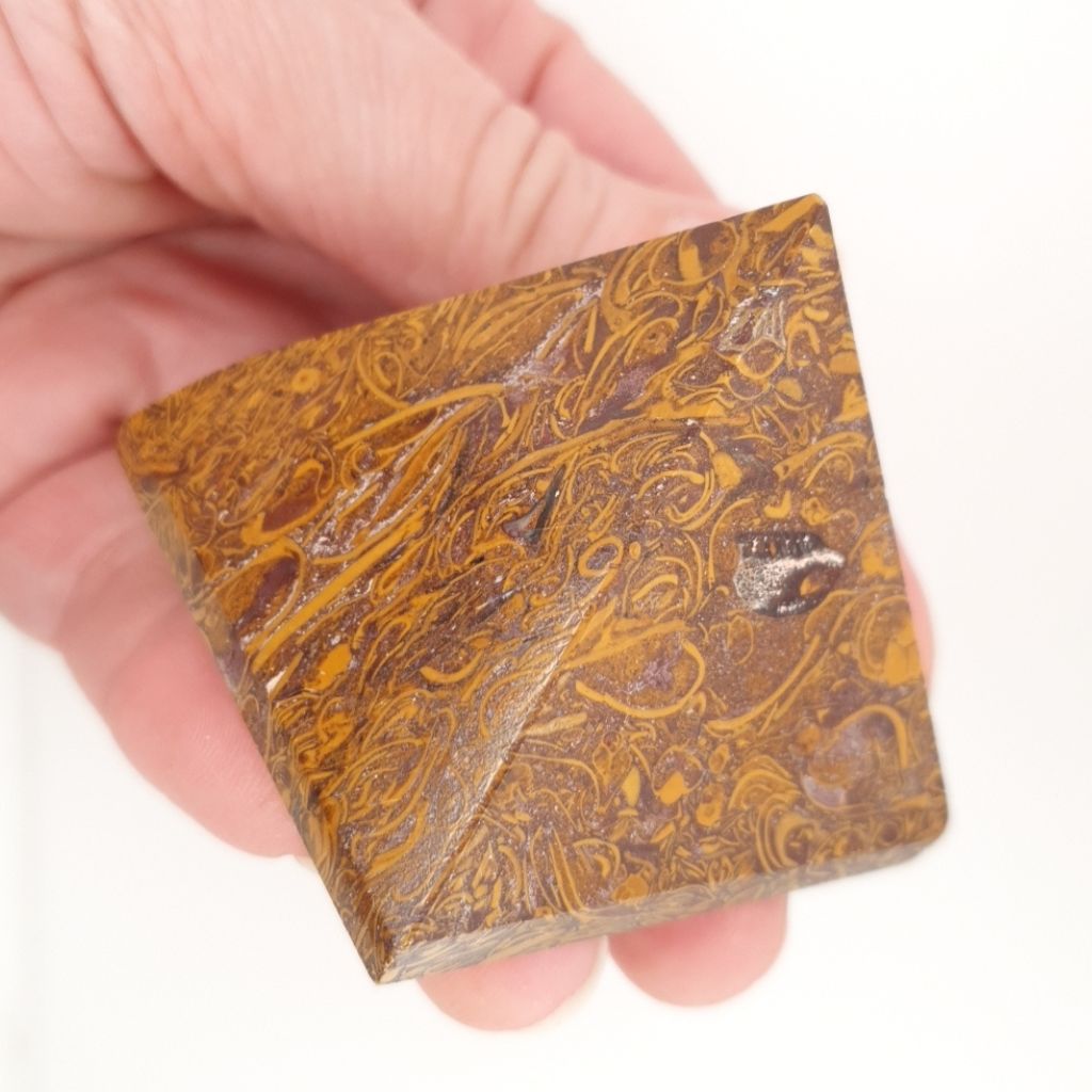 jasper calligraphy pyramid