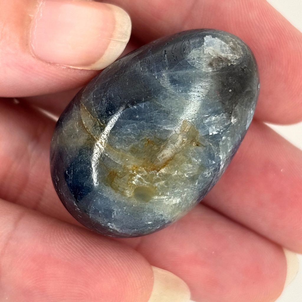 blue kyanite egg