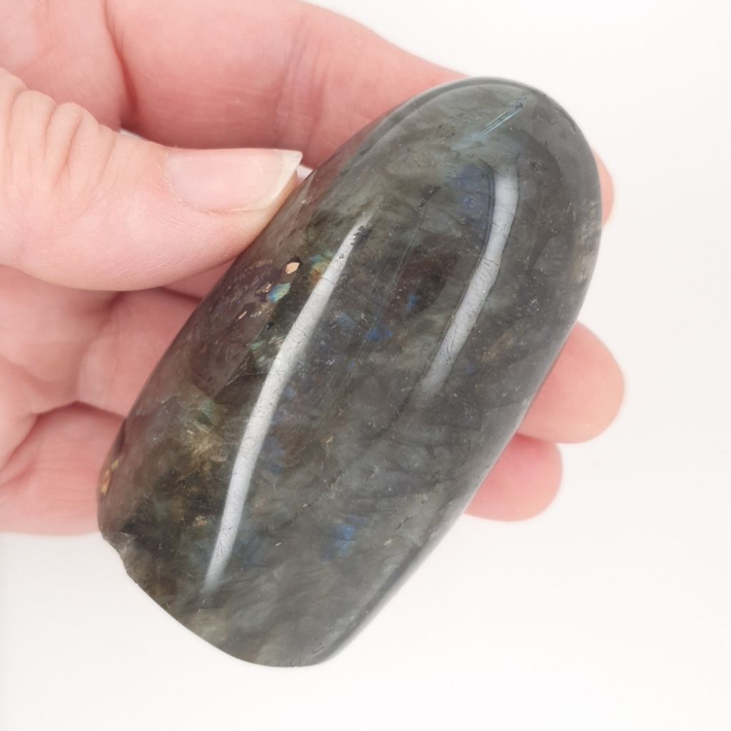 labradorite boulder