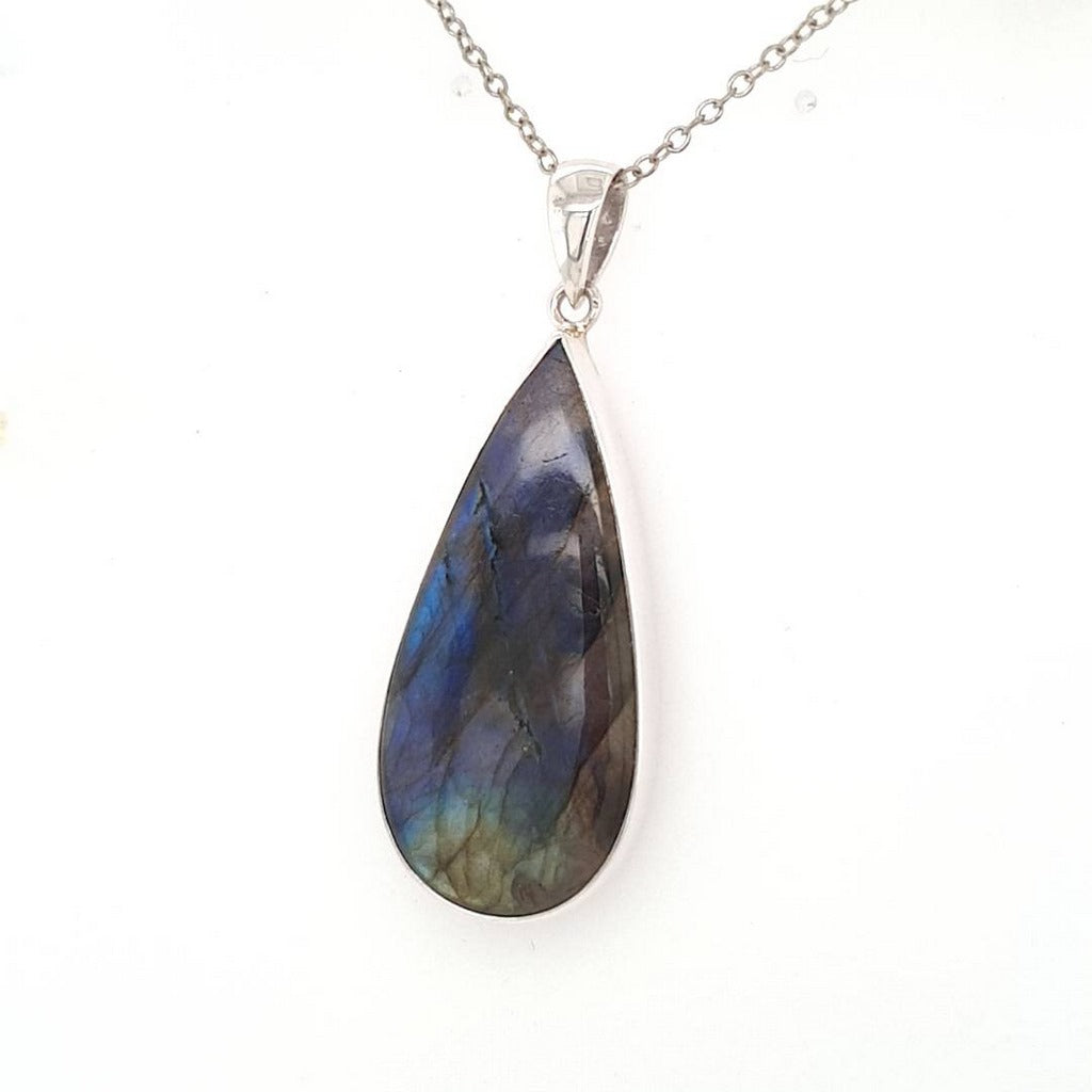labradorite crystal pendant
