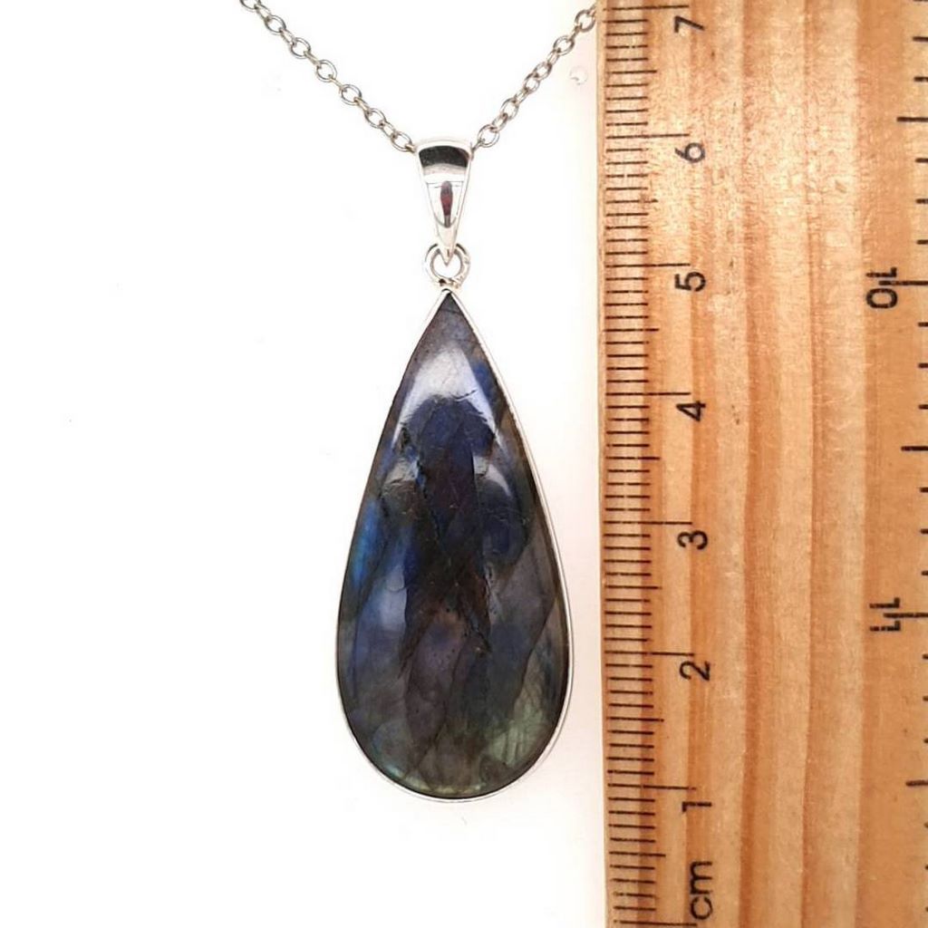 labradorite crystal pendant