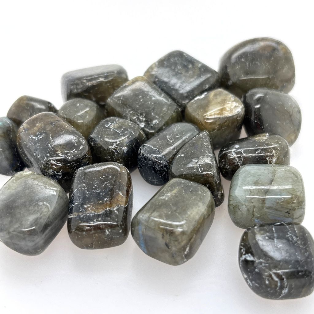 labradorite tumble stones