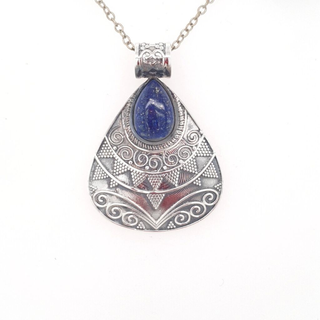 lapis lazuli pendant