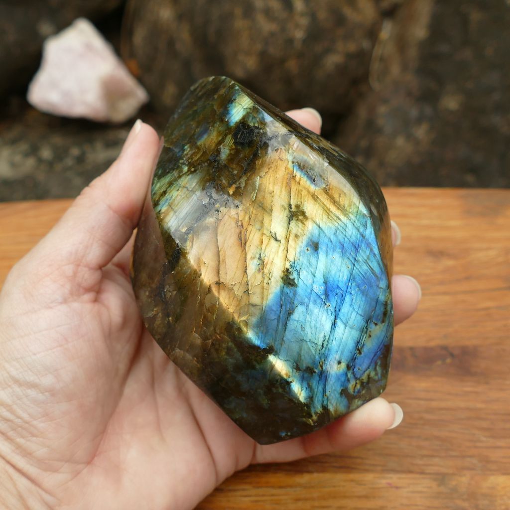 large Labradorite flame