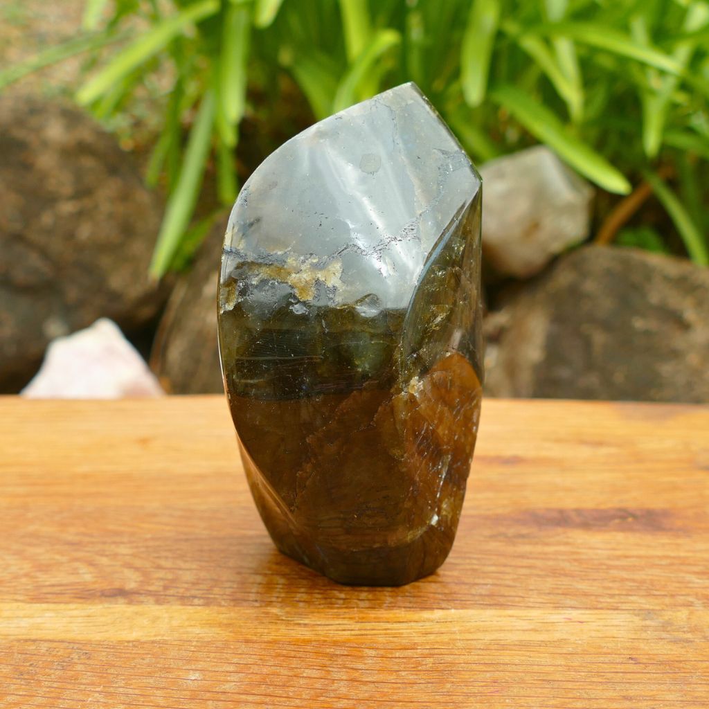 large Labradorite flame