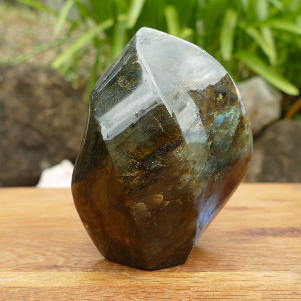 large Labradorite flame