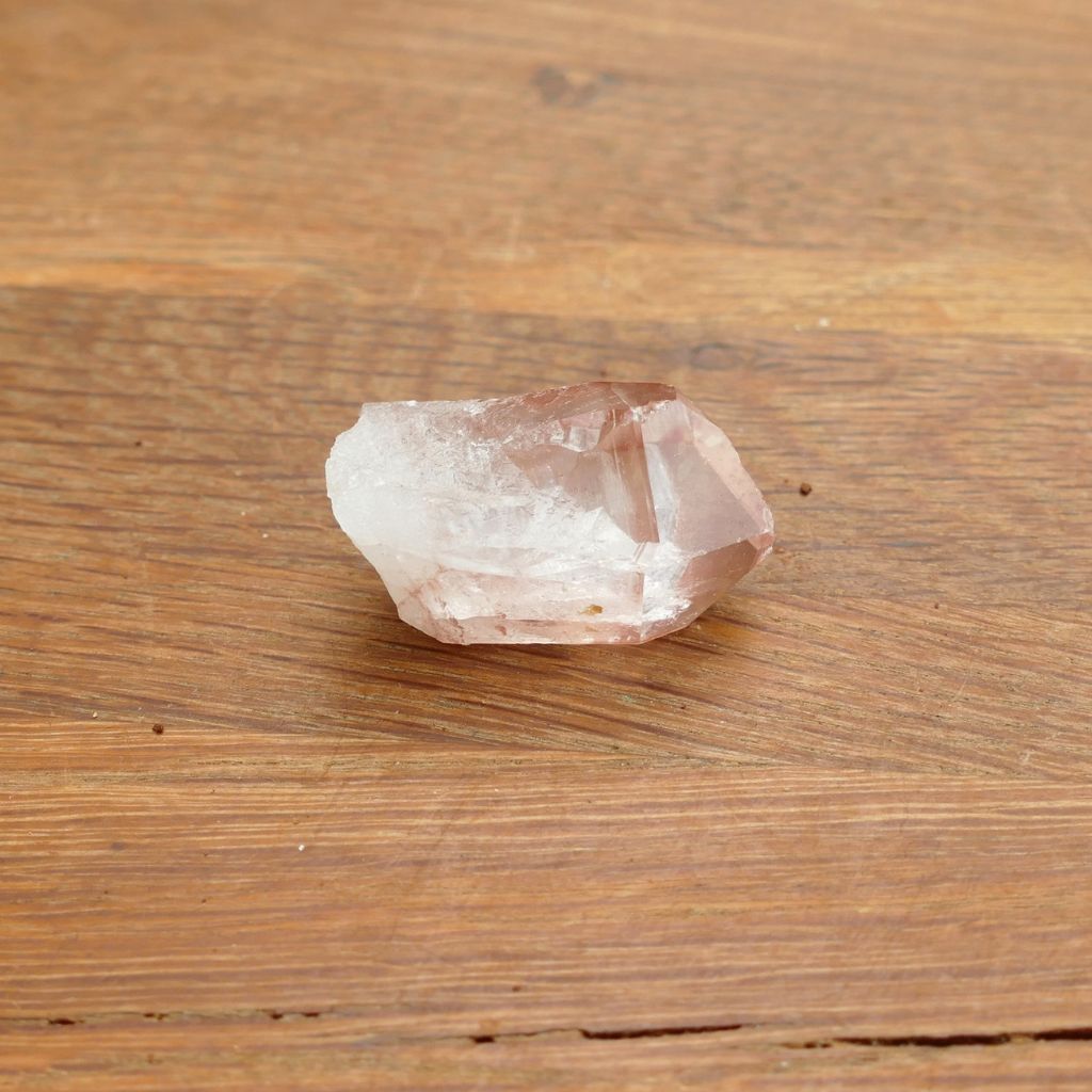 Natural pink Lithium Quartz crystal point 18g