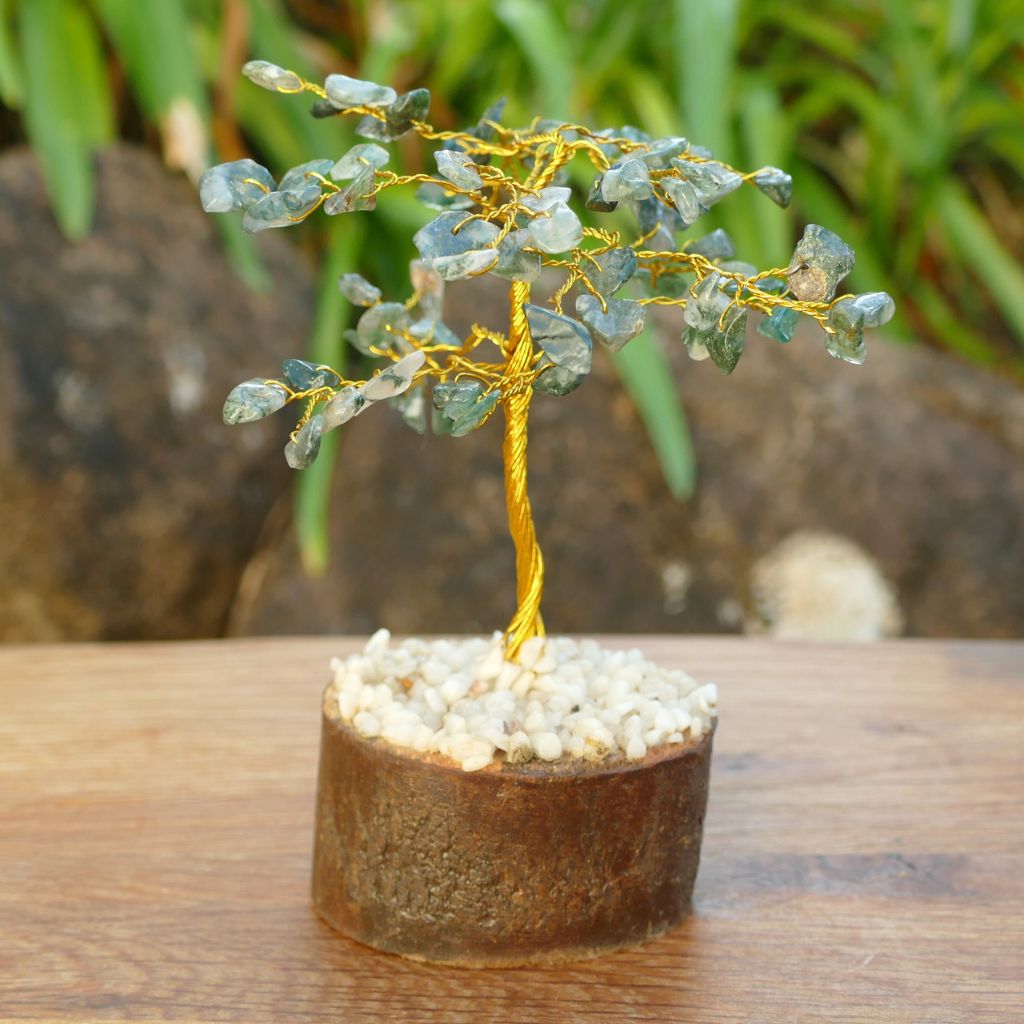 14cm Moss Agate crystal gem tree with gold wire branches and natural green crystal chips