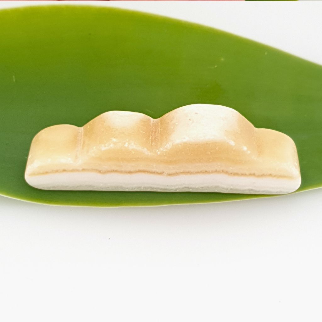 orange banded calcite cloud