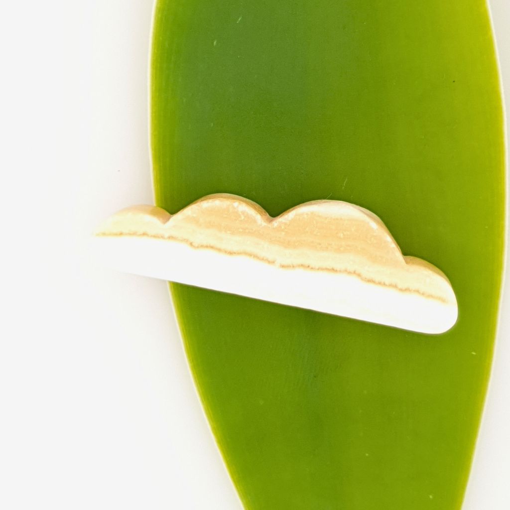 orange banded calcite cloud