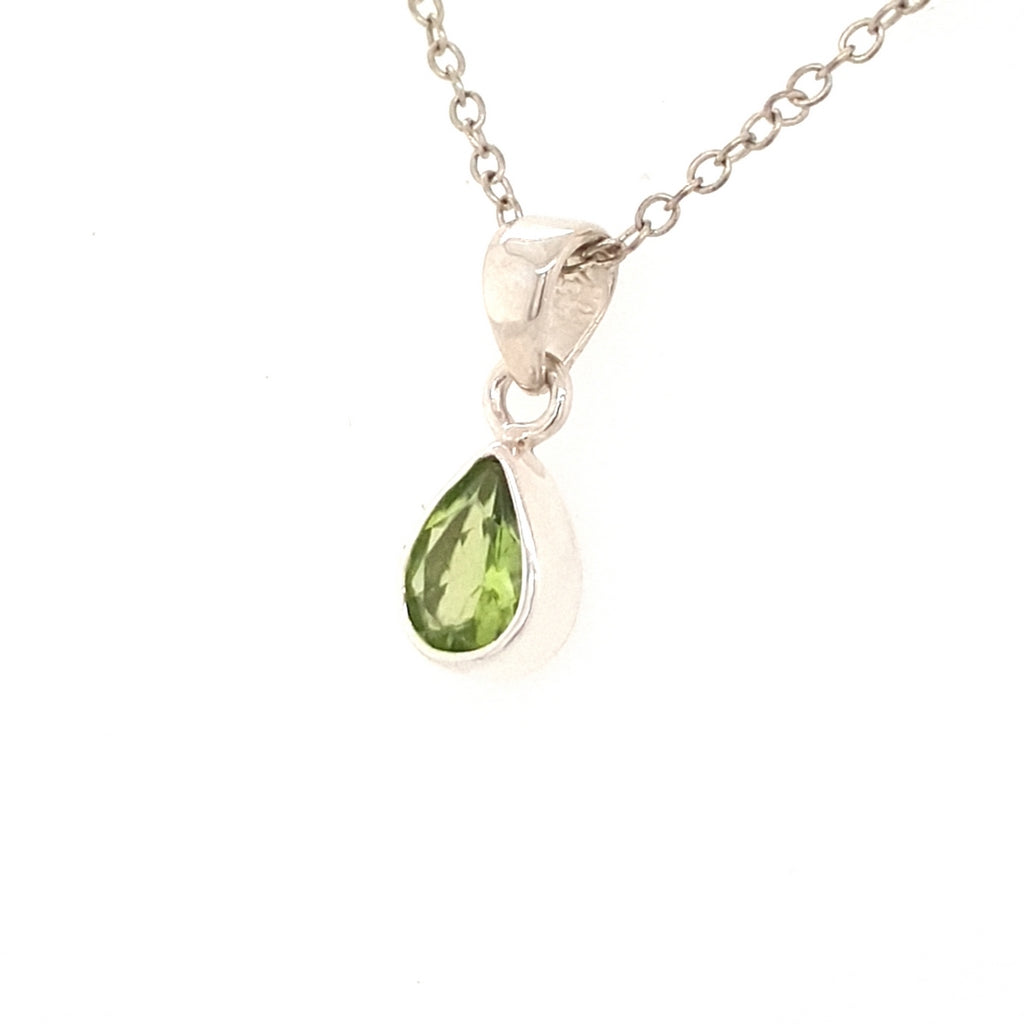 peridot pendant
