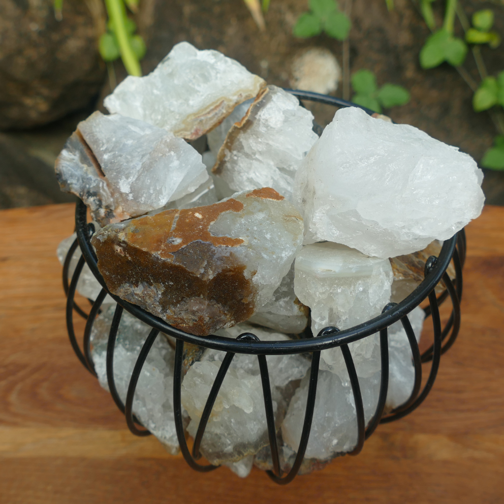 amore crystal lamp with agate stones