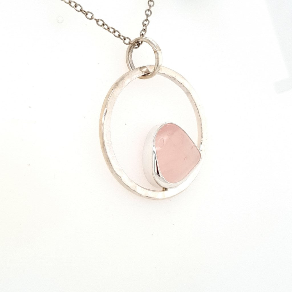 rose quartz pendant