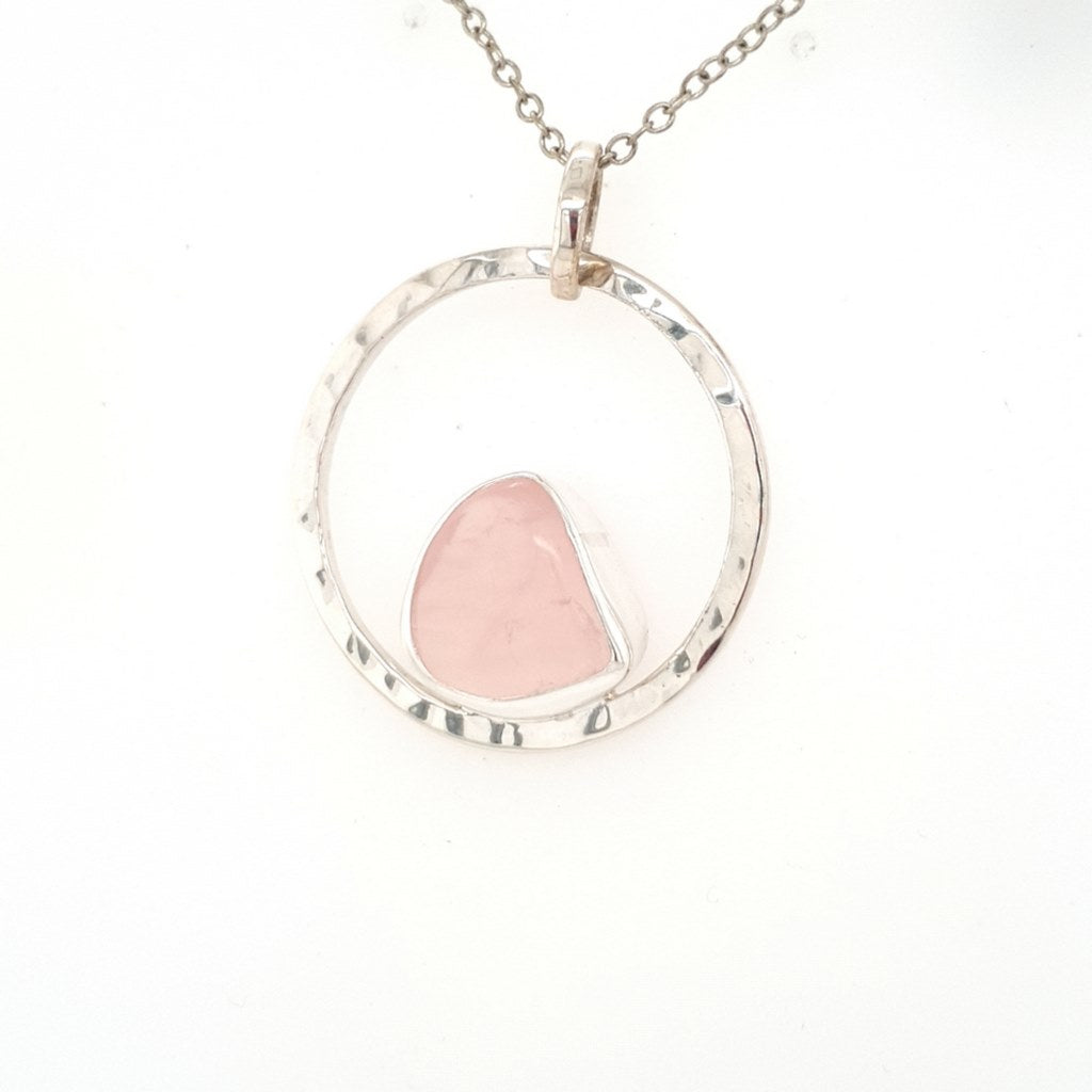 rose quartz pendant