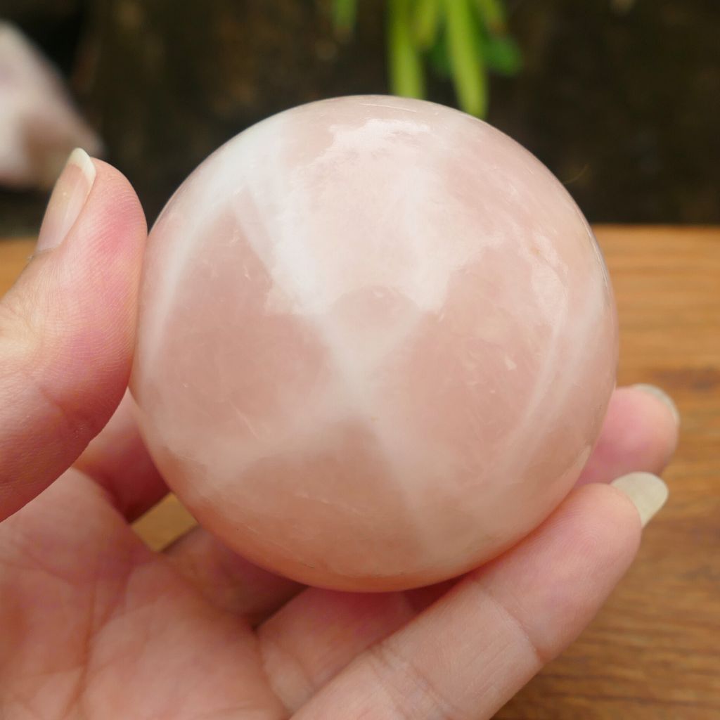rose quartz sphere