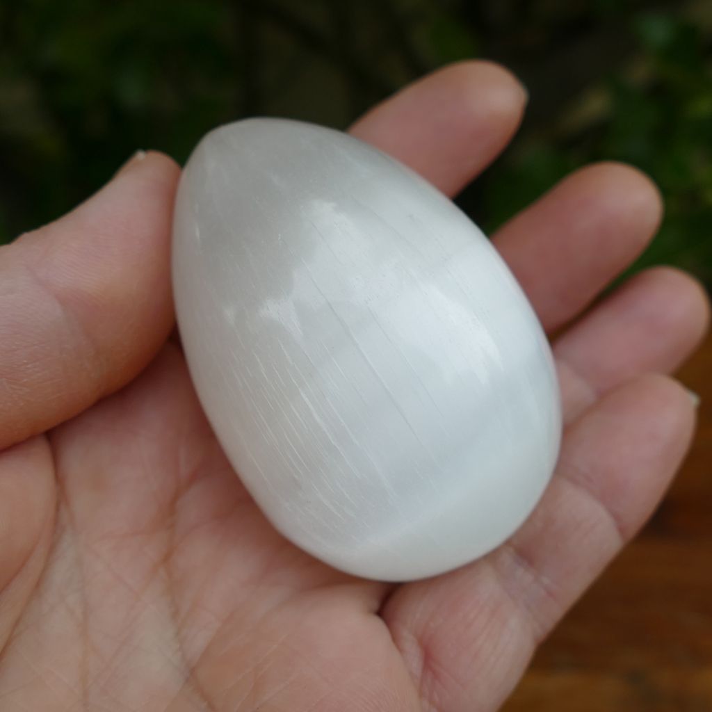 white selenite egg