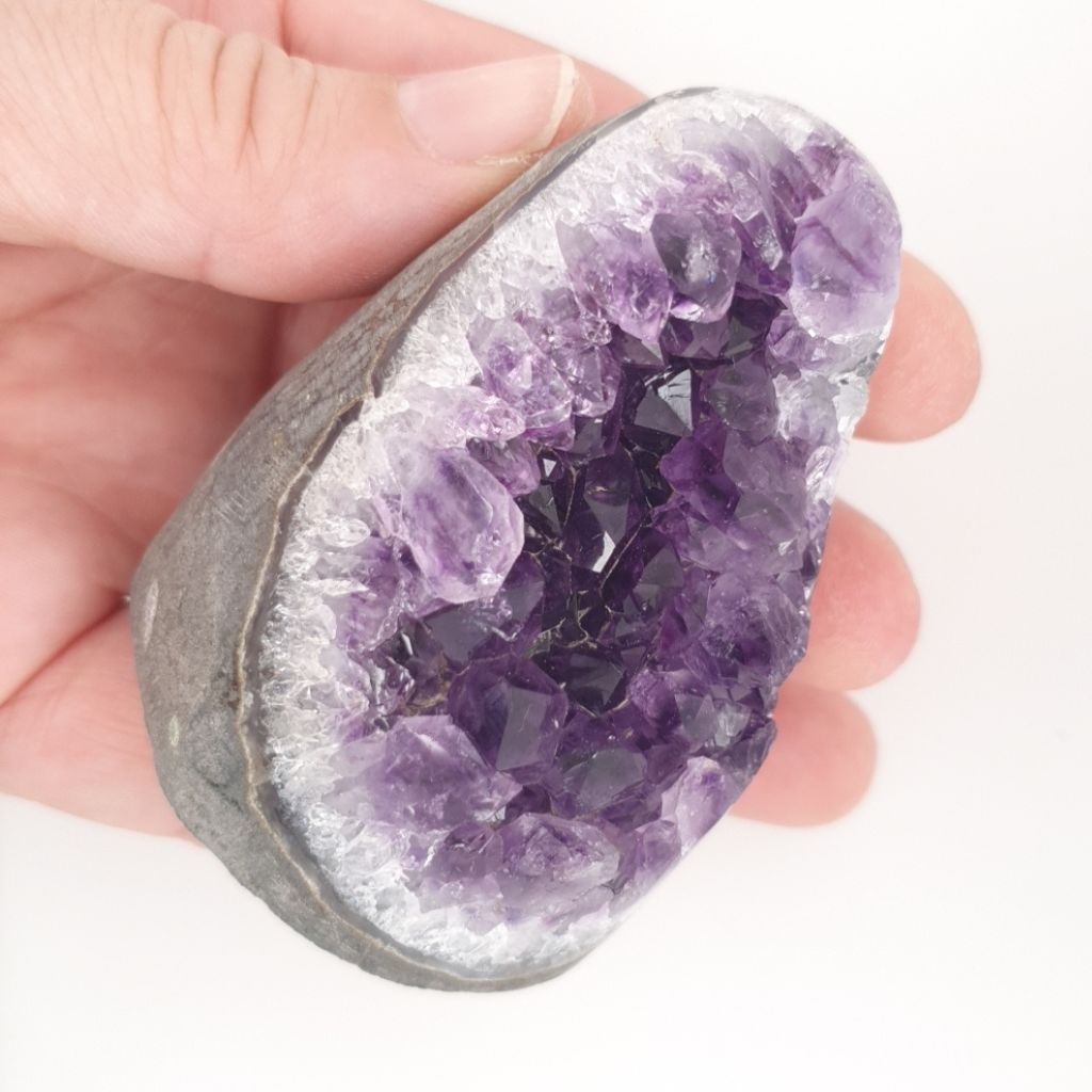 small amethyst cut base cluster