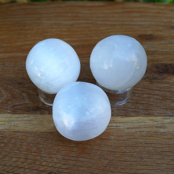 Selenite Sphere Crystal 40mm Natural Polished Crystal Ball Raw Charging Energy Home Decor