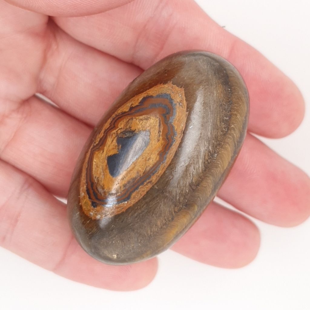 tiger eye crystal lingam
