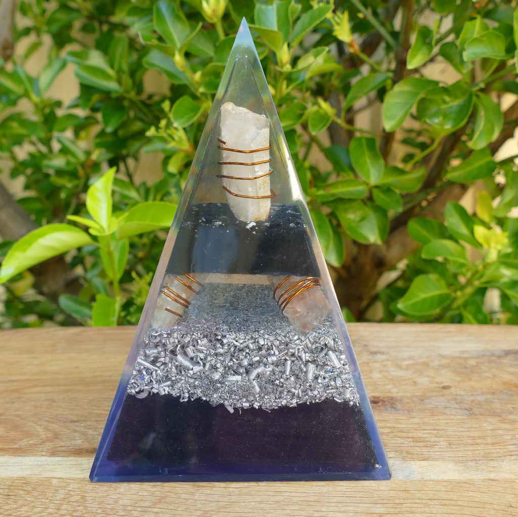 Large Orgonite Pyramid with Black Tourmaline and 5 Quartz Points, Copper and Metal Shavings