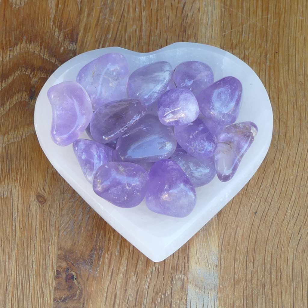 selenite cleansing bowl with gemstones