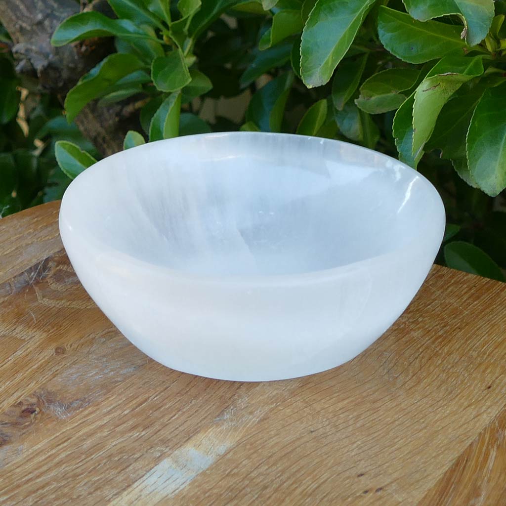 Selenite Bowl to Charge & Cleanse Jewellery & Crystals