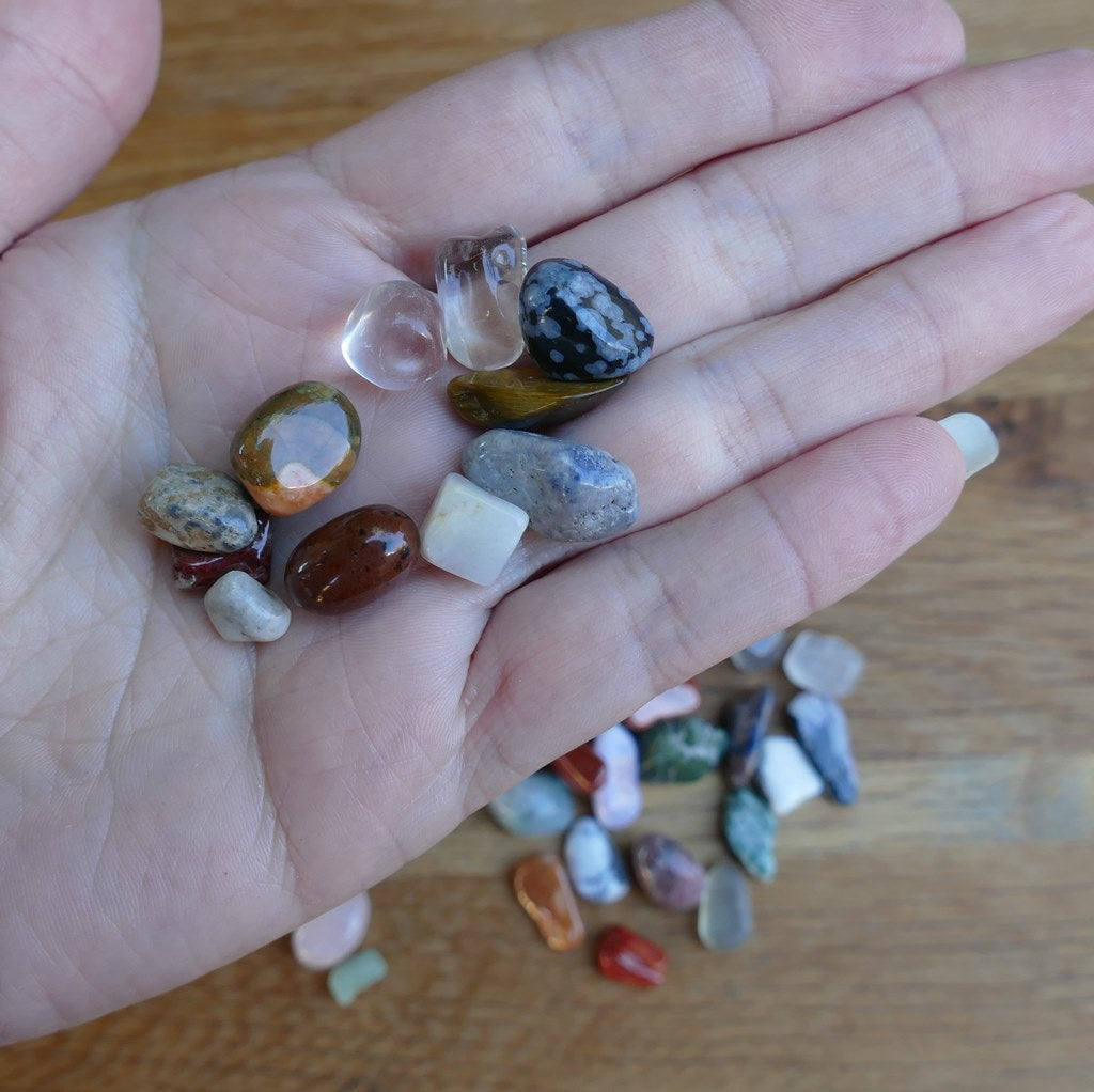 Crystals for Kids - Crystal Gem Collection Kit Natural Tumbled Gem Set for Kids